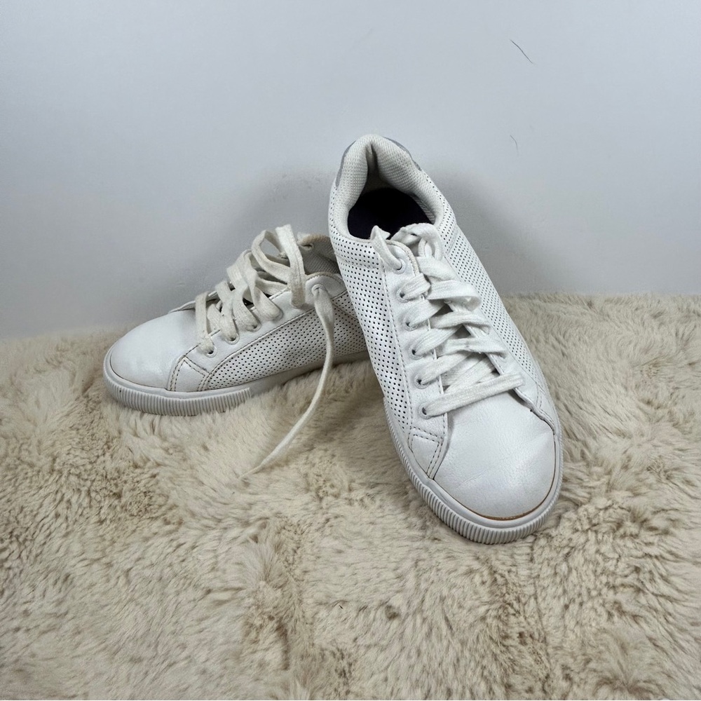 Nautica White Sneakers Classic Low-Top Design Size 7